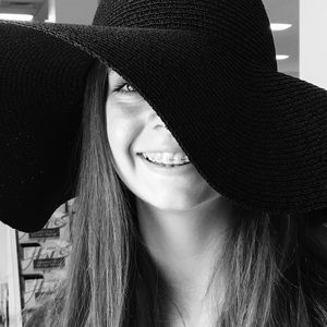 Meet your Posher, Annie